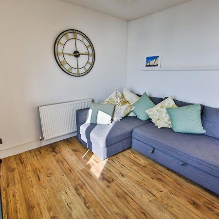 The Sunrise Penthouse Apartment Хейстингс Екстериор снимка