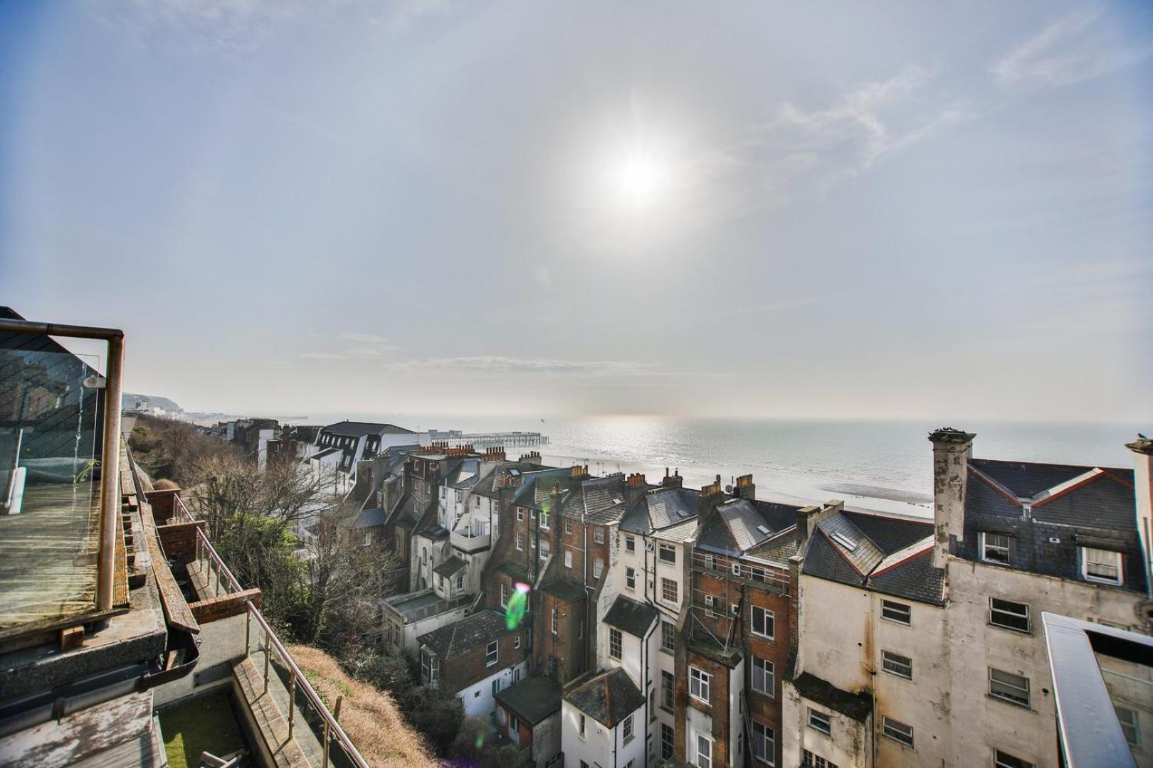 The Sunrise Penthouse Apartment Хейстингс Екстериор снимка